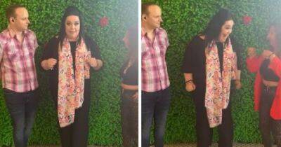 ITV Emmerdale's Lisa Riley demonstrates new skill as she cuts glam figure at Bolton Food and Drink Festival - www.manchestereveningnews.co.uk - Britain - city Bolton