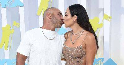 Joe and Melissa Gorga, Kane and Katelyn Brown and More Celebs Pack on the PDA at the 2022 MTV VMAs - www.usmagazine.com - New Jersey - Tennessee