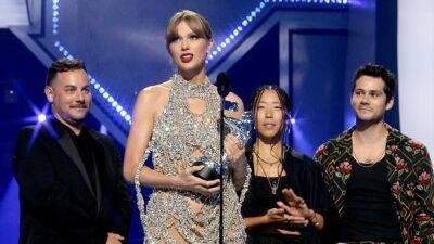 Taylor Swift Wins Video of the Year at the 2022 MTV VMAs - thewrap.com