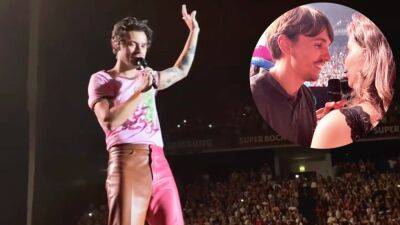 Harry Styles Helps Couple Get Engaged While Performing in Portugal - www.etonline.com - Manchester - Portugal - city Lisbon, Portugal - county Love