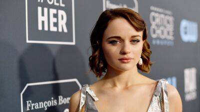 Joey King Says She's Often ‘Underestimated or Overlooked’ in Hollywood Because of Her Looks - www.glamour.com - Los Angeles - Hollywood - Japan