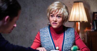 EastEnders spoiler sees Mitchell secret unveiled as episode goes back to 1979 - www.ok.co.uk