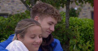 ITV Emmerdale viewers point out issue with Noah and Amelia's 'exit' plans - www.manchestereveningnews.co.uk - county Amelia