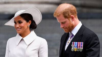 Meghan Just Responded to Claims Harry ‘Lost’ Charles Like She Lost Her Dad - stylecaster.com - Britain - New York