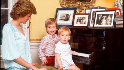 How Prince William and Prince Harry Are Honoring Their Mother on the 25th Anniversary of Her Death - www.glamour.com - Paris - London - California - county Windsor - Indiana - Charlotte