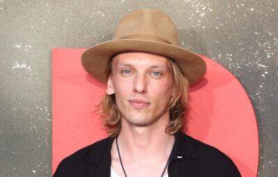 ‘Stranger Things’ star Jamie Campbell Bower announces new single ‘I Am’ - www.nme.com
