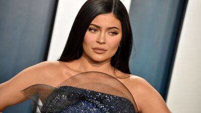 Kylie Jenner on Accusation Kylie Cosmetics Bypasses Sanitary Protocols: 'Shame on You' - www.etonline.com - Italy