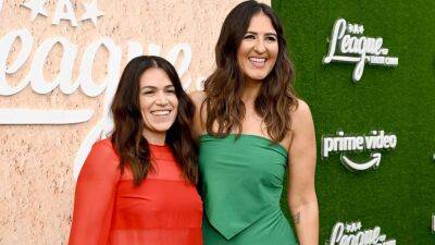 'A League of Their Own' Stars Abbi Jacobson and D'Arcy Carden Dish on Decades-Long Best Friendship (Exclusive) - www.etonline.com - Los Angeles