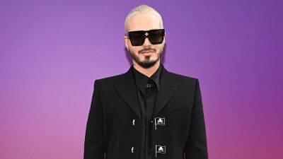 MTV VMAs 2022: J Balvin, Panic! At the Disco Among Performers - www.etonline.com - Brazil - New Jersey - Colombia - county Person