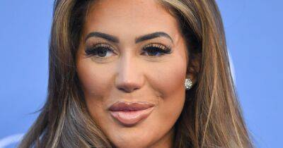 Dangers of fox eye threads as Chloe Ferry is left with ‘holes’ in the side of her face - www.ok.co.uk