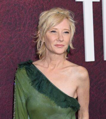 Anne Heche Suffers Severe Burns After Fiery Car Crash In Los Angeles: REPORT - etcanada.com - Los Angeles - Los Angeles - Canada
