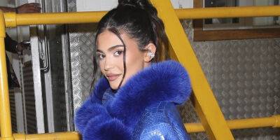 Kylie Jenner Heads Out To Dinner In A Glam Blue Coat Following Lab Photo Controversy - www.justjared.com - London