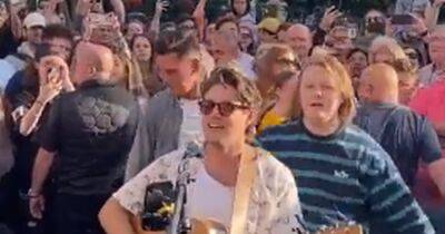 Lewis Capaldi and Niall Horan surprise delighted fans with busking session on Dublin street - www.dailyrecord.co.uk - Scotland - Ireland - county Lewis - Dublin