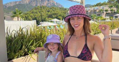 Inside Ferne McCann's birthday as she celebrates with fiancé and daughter on sun-soaked holiday - www.ok.co.uk