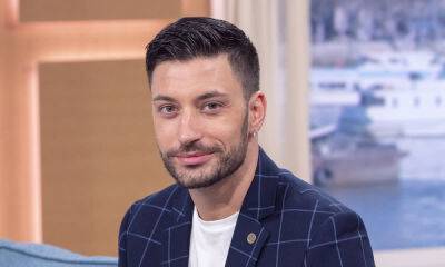 Giovanni Pernice thrills as he gives 'special lady' a sweet kiss - hellomagazine.com - Italy