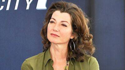 Amy Grant Is 'Making Progress' Recovering After Bike Accident Concussion, Husband Vince Gill Pays Tribute - www.etonline.com - Nashville