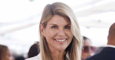 Lori Loughlin Hoping to Travel to Canada for a Project Following College Admissions Scandal - www.usmagazine.com - New York - California - Canada