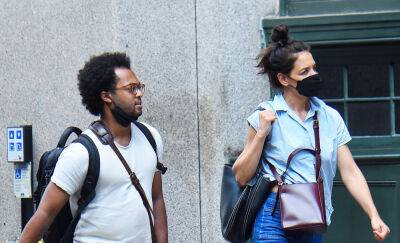 Katie Holmes & Boyfriend Bobby Wooten III Spotted Lugging Bags Around in NYC - www.justjared.com - USA - New York