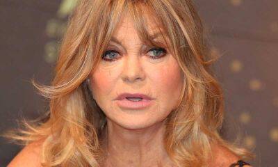 Goldie Hawn pays powerful tribute to Olivia Newton-John alongside all-star throwback video - hellomagazine.com