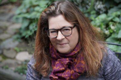 Theresa Rebeck Joins Broadway-Bound ‘Working Girl’ Musical Adaptation As Book Writer - deadline.com - Mauritius - city Staten Island - county Wood