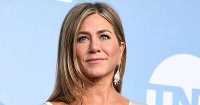 Jennifer Aniston just brought back the iconic Rachel cut to promote her haircare range - www.ok.co.uk - Britain - USA