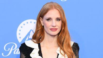Jessica Chastain Highlights Devastation, Accepts ‘Beautiful’ Gift From Young Artist in Visit to Ukraine (Video) - thewrap.com - Ukraine - Russia - Eu