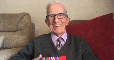 'Reluctant hero' veteran who survived D-Day at just 19 years old dies aged 97 - www.manchestereveningnews.co.uk - Britain - France - Manchester