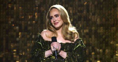 Adele reveals she slipped a disc when son Angelo, 9, jumped out at her in rare comments - www.ok.co.uk - New York