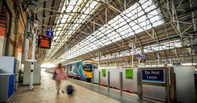 Rail line blocked and delays between Manchester Piccadilly and Manchester Airport - www.manchestereveningnews.co.uk - Manchester
