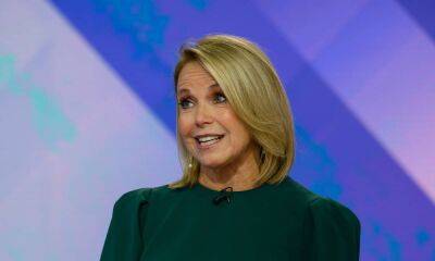 Katie Couric makes emotional retelling of reporting the 11 September attacks - hellomagazine.com - New York - Italy