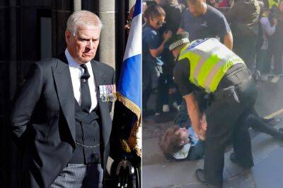 Prince Andrew hackled by Australian during The Queen’s funeral procession - www.newidea.com.au - Australia - Scotland