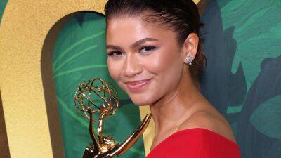 Zendaya Wore a Plunging Red Gown to Celebrate Her Historic Emmys Win - www.glamour.com