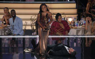 Jimmy Kimmel criticised for crashing Quinta Brunson’s Emmys acceptance speech: “Very disrespectful!” - www.nme.com