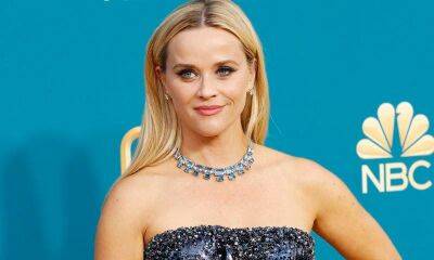 Reese Witherspoon exudes glamour with almost 210 carats of dazzling jewelry at the Emmys - us.hola.com - Los Angeles