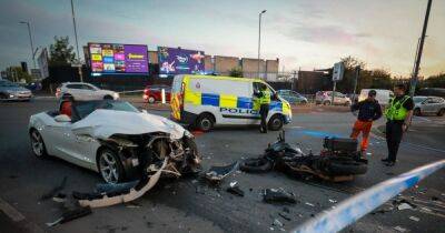 Horror crash between convertible and blood bike closes city centre road - www.manchestereveningnews.co.uk - Manchester