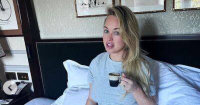 Channel 4 Hollyoaks star Jorgie Porter shows off bare baby bump as she starts work on birth plan - www.manchestereveningnews.co.uk - county Cheshire