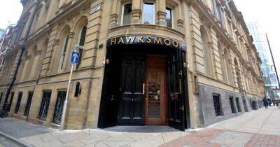 Hawksmoor defends restaurants staying open on the day of the Queen's funeral - www.manchestereveningnews.co.uk - London - Manchester