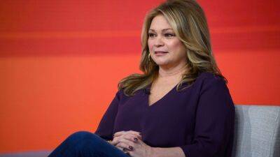 Valerie Bertinelli selling items worn by her during wedding to ex husband Tom Vitale: 'bad memories attached' - www.foxnews.com