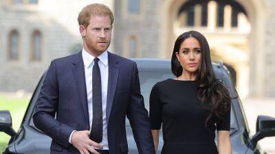 Meghan Markle and Prince Harry Join the Royal Family as Queen Elizabeth’s Casket Arrives in London - www.glamour.com - Scotland - London - California - county Hall - county Sussex