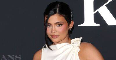 Kylie Jenner Offers a Glimpse at Motherhood While Slamming Trolls: ‘Looks Like I’m Lactating’ - www.usmagazine.com - California