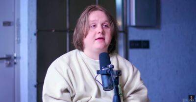 Lewis Capaldi gets such severe panic attacks he has to sleep with his mum - www.dailyrecord.co.uk - Scotland