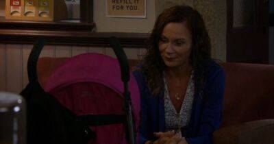 Emmerdale fans left baffled over baby Eve blunder amid Chas and Al affair on ITV soap - www.ok.co.uk