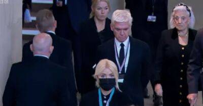 ITV This Morning's Holly Willoughby tearful as she joins emotional Phillip Schofield to see Queen lie in state - www.dailyrecord.co.uk - Britain - Scotland - county Hall - county Windsor
