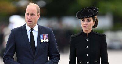 Prince William and Princess Kate Meet With Troops Deployed to U.K. Attend Queen Elizabeth II’s Funeral: Photos - www.usmagazine.com - Australia - Britain - Scotland - New Zealand - county Canadian