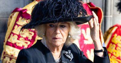 Queen Consort Camilla praised for reaction after slipping while exiting cathedral - www.ok.co.uk