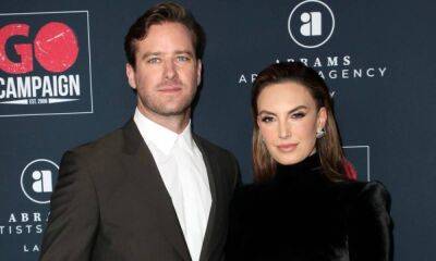 Armie Hammer's wife, Elizabeth Chambers, shares loved-up photos with new boyfriend - hellomagazine.com - county Chambers