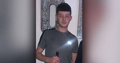Boy, 17, who died after being found 'screaming for help' in garden named as murder probe launched - www.manchestereveningnews.co.uk - Manchester - county Russell - county Riley