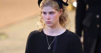 Lady Louise Windsor, 18, wears horse necklace in sweet tribute to Queen at vigil - www.ok.co.uk - county Prince Edward - city Windsor