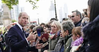 Prince William: The Queen wouldn't believe sea of mourners lining London streets - www.msn.com - Britain - county Hall