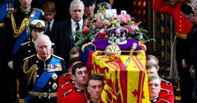 Royal fans say they've 'never seen anything so touching' as they praise Queen's funeral - www.ok.co.uk